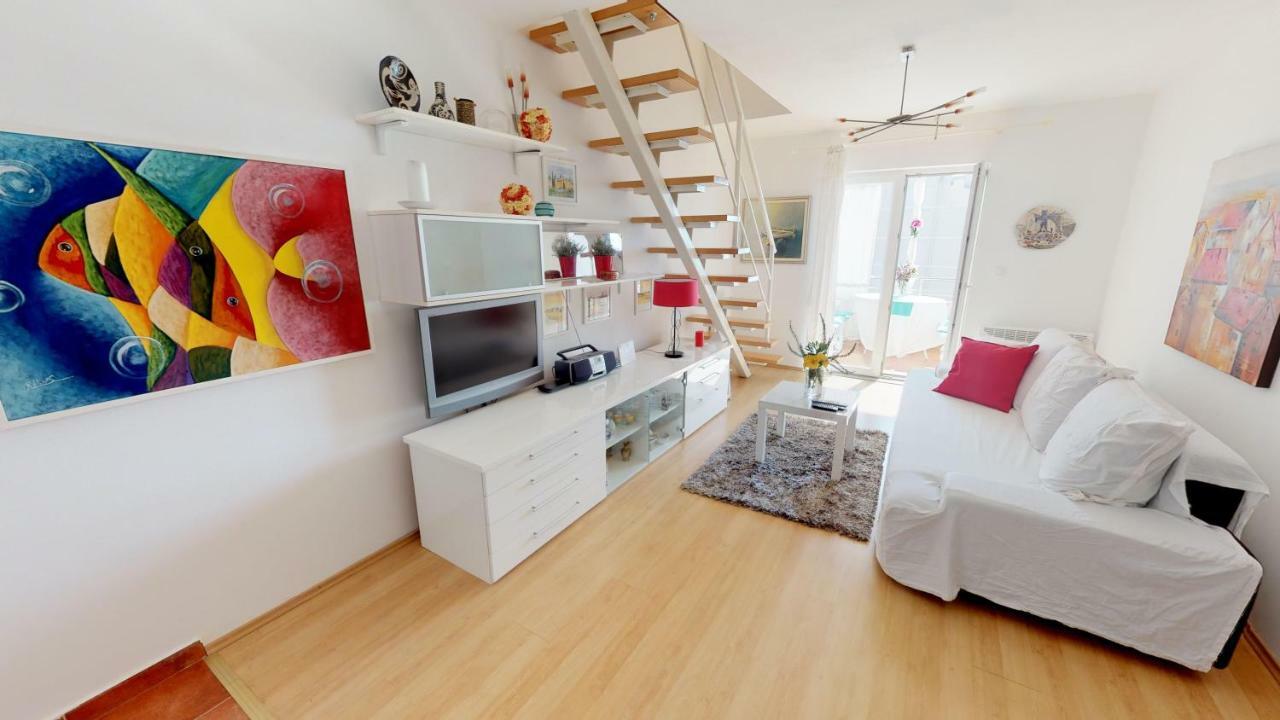 Apartment Potkonjak Povljana Exteriör bild
